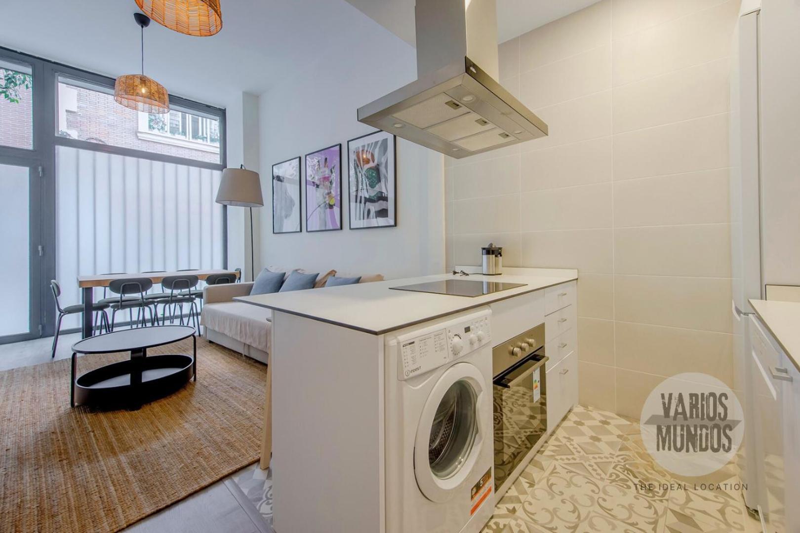 Madrid Para 9 En La Latina, Calle Encomienda — Photos 3